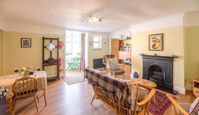 8 The Craighurst, Southwold