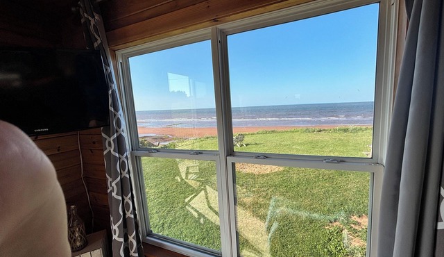 80 Oceanside Cottage