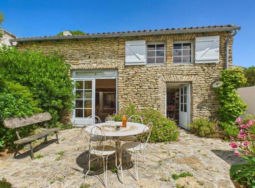 800 m de la plage, maison pour 4 avec terrasse