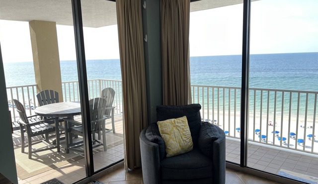 ⛱ 803/ON the BEACH! 🏖