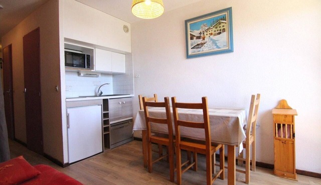 80m from shops, 2nd floor, tv, ski locker, 22m², Alpe d'Huez