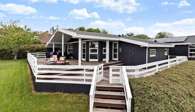 8124 Rønde - Rytterparken 33