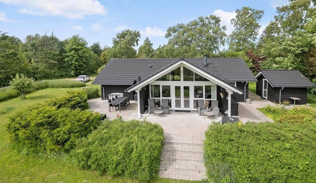 8151 Præstø - Kragevej 11