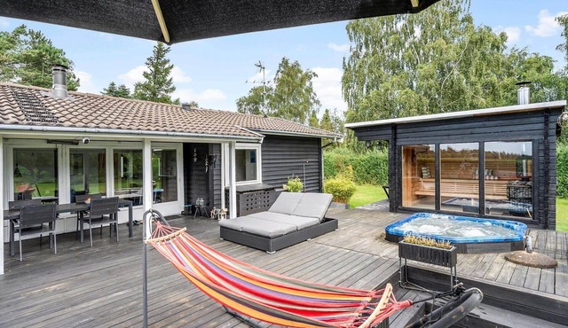 8168 Præstø - Svalevej 7