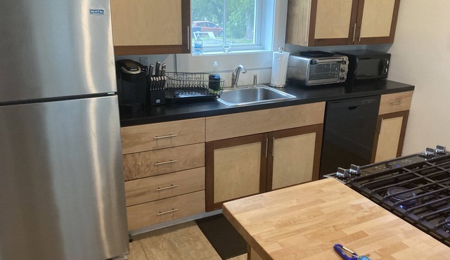 81B East Allen 2 Bedroom Apartment Downtown Winooski