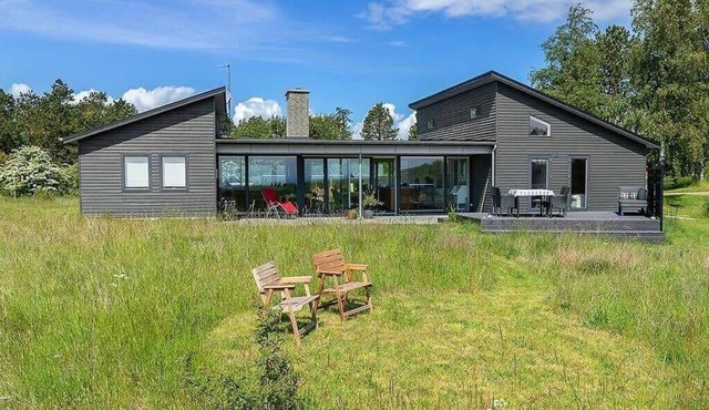 8201 Knebel - Nykjærsvej 22 B