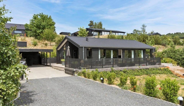 8411 Ebeltoft - Fyrbakken 13