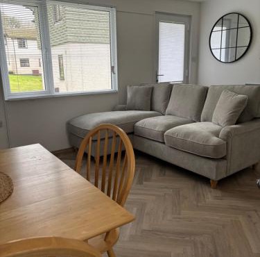 85 Strawberry Hill Hayle