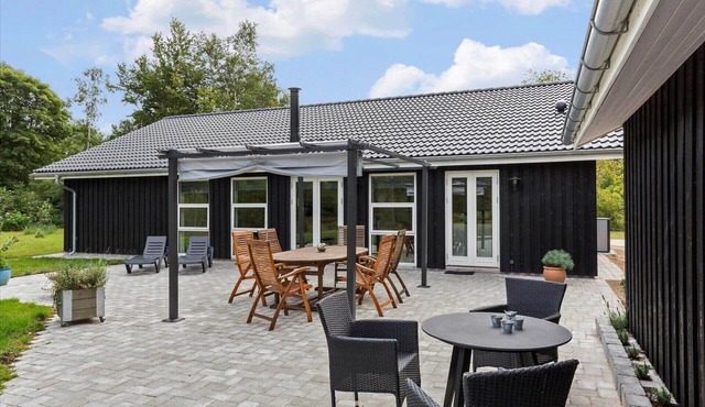 8560 Grenaa - Annettevej 14