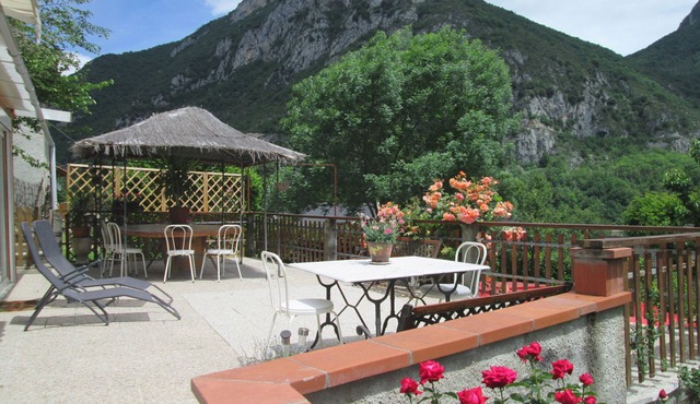 85m² mountain house with 50 m2 terrace and panoramic view/3bedrooms