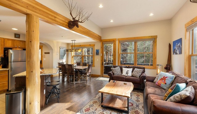 8767 Trappers Crossing 4 Bedroom Condo by RedAwning