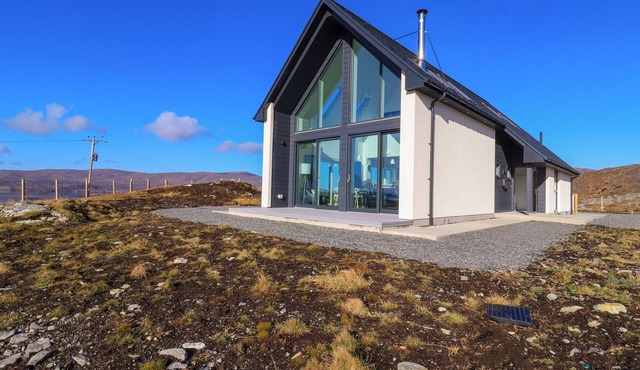 8B CARRIGREICH, pet friendly in Tarbert Isle Of Harris