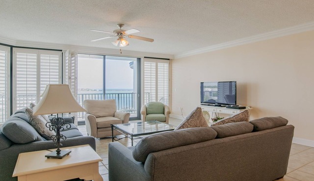 8th Floor 3BR Condo! Pet Friendly! Lazy River!