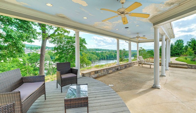 9-Acre New River Retreat Near Radford University