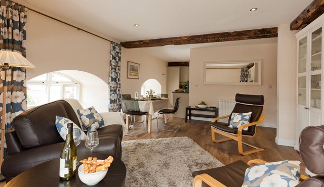 9, ARCHES APARTMENT at the centre of BERWICK upon TWEED