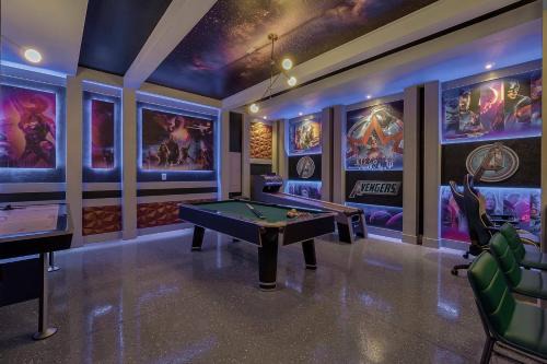 9 BD 6.5 BA Solara Resort 9028 FK