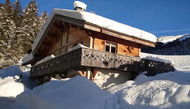 9-Bed Chalet with Easy Access to Avoriaz 1800
