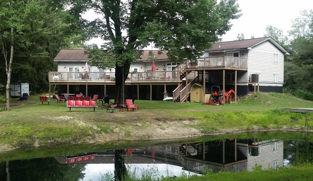 9 Bedrooms/4 Baths ~ Sleeps 50 ~ Wedding Parties and Family Reunions