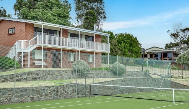 9 Coorong Crescent, Encounter Bay