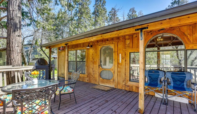 9 Mi to Bass Lake: Cabin w/Fire Pit in Wishon!