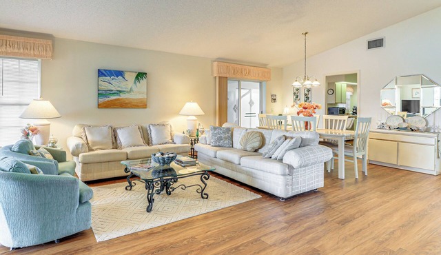 9 Mi to Caspersen Beach: Lake-View Home w/Porch!