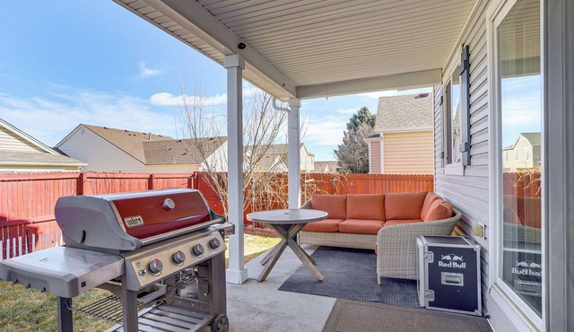 9 Mi to DIA: Group Getaway w/Easy Denver Access