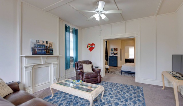 9 Mi to Downtown St Louis: Apt w/Fire Pit Access