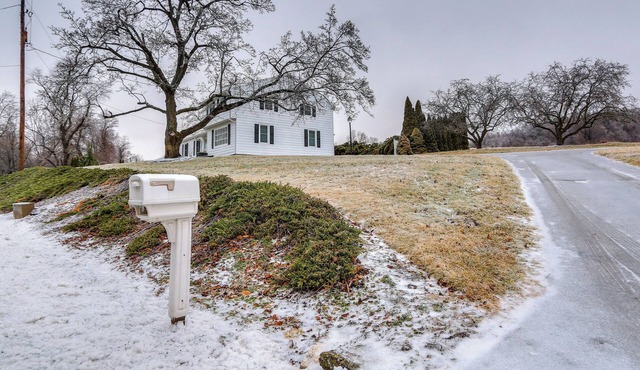9 Mi to Dtwn Gettysburg: Biglerville Getaway!