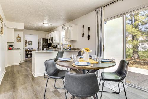 9 Mi to Dtwn Indianapolis Family-Friendly Home!