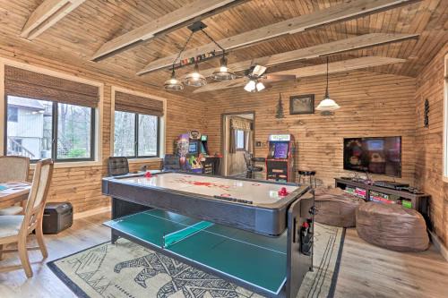 9 Mi to Jack Frost Slopes! Bear Den with Game Room