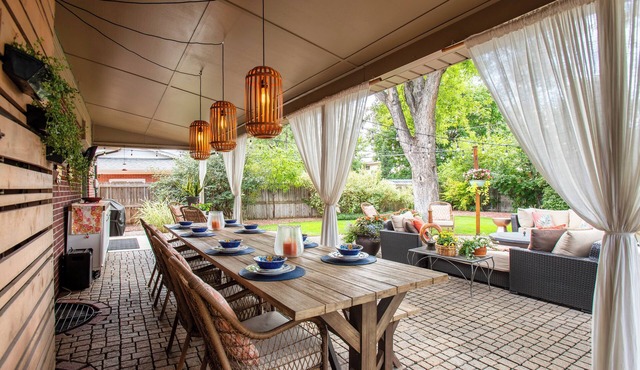 9 Mi to Red Rocks: Modern Getaway w/Private Yard