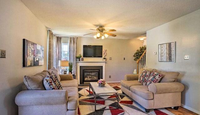 9 Mi to Richmond Sandston Home with Office