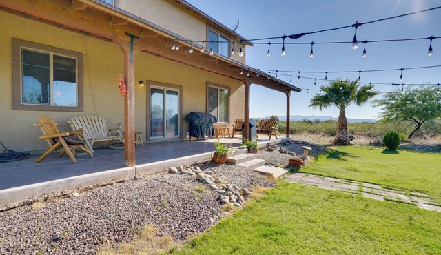 9 Mi to Sahuarita Lake Park: Getaway w/Game Room
