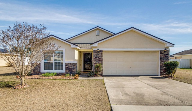 9 Mi to WEC & Dtwn Ocala! Family Haven w/Patio