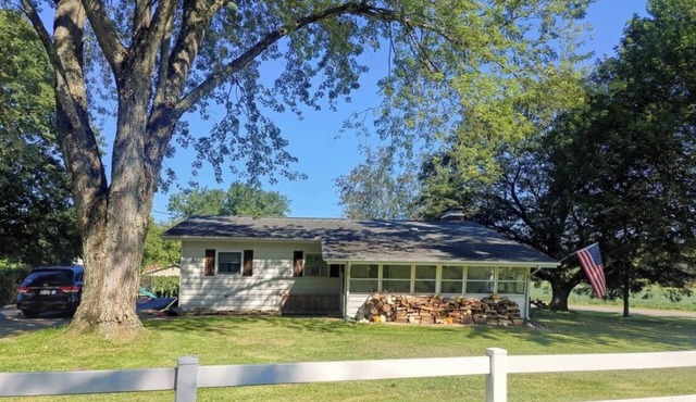 9 MILES FROM BEAVER STADIUM: Family Friendly Home in State College