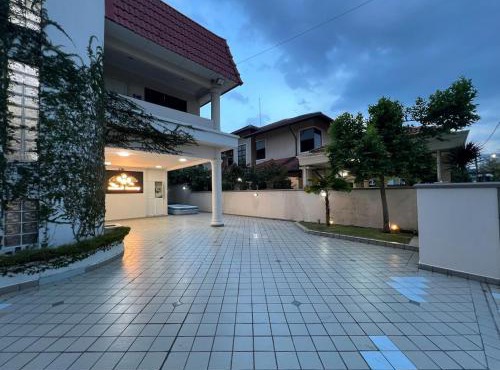 9 Min KLCC 9KM Mid Valley Karaoke 30Pax 7Car