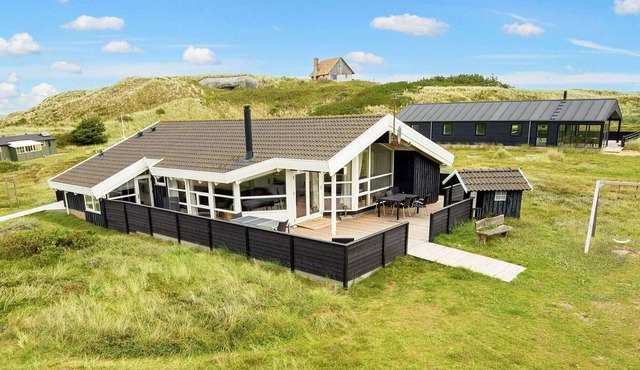 9 person holiday home in Ringkøbing