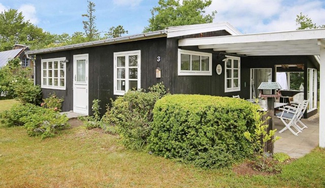 9 person holiday home in J gerspris