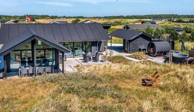 9 person holiday home in Hirtshals