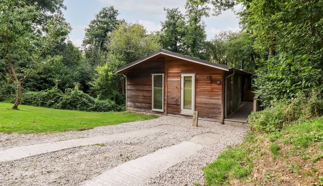 9 STONERUSH VALLEY, pet friendly, luxury holiday cottage in Lanreath