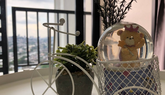 90’s Games + Cozy Homestay