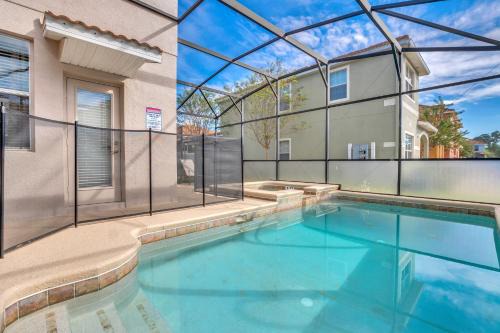 9008 Paradise Palms Blissful Haven 5-Bed Oasis of Luxury and Tranquility