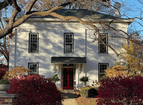 909 & Vine Photo Worthy Home With Pool