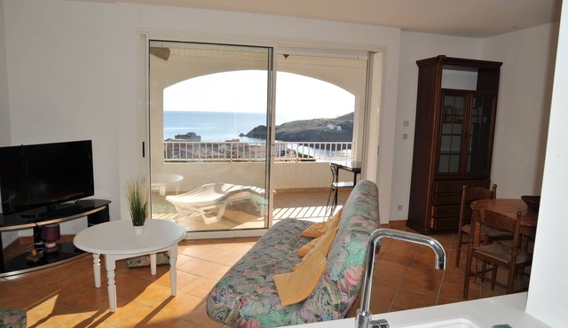 90m2 T3 apartment in a villa near the beaches