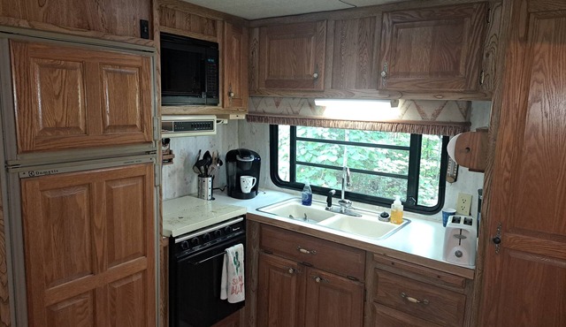 99 NuWa 5th wheel offers a quiet relaxing getaway for yourself or has room for 4