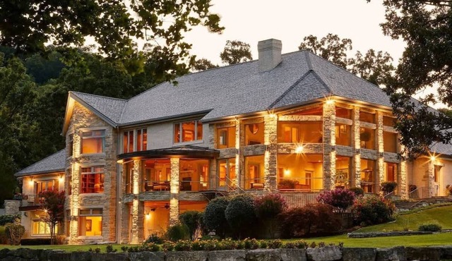 9BR Lakefront Home | Heated Pool & Hot Tub | Dock
