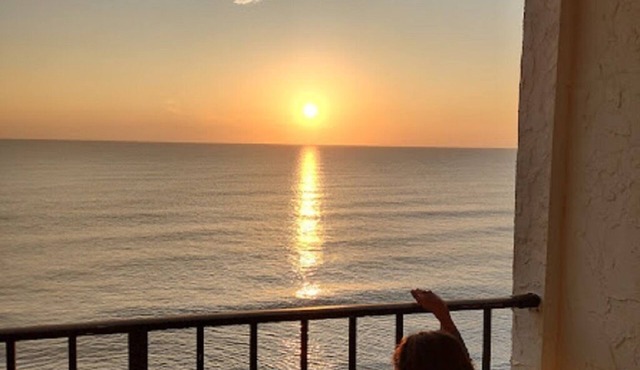 9th Floor Oceanfront Condo On South Hutchinson Island