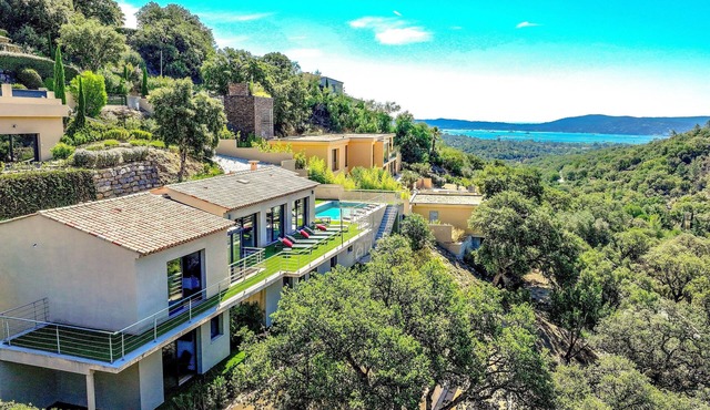 A 10 Minutes de Saint-tropez, Villa Avec sa Piscine Dans un Domaine Sécurisé !
