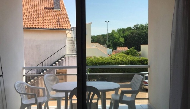 A 150 m de la Plage de Sables Fins