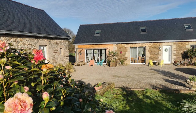 A 17 Minutes des Plages, Gîte de L'hermine Curieuse, Idéal Pour les Familles